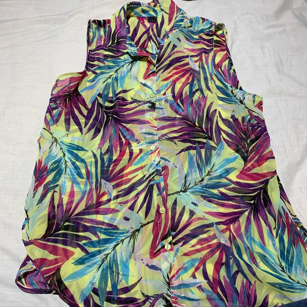 Button up shirt